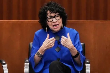 Supreme Court Judge Raises Concerns Over Whether US Citizens Understand the Difference Between Leaders and Kings